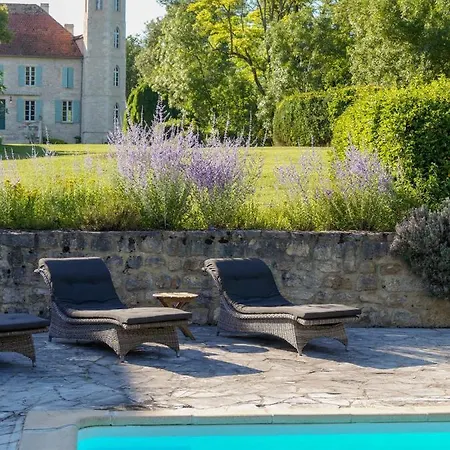 Chateau Les Estournels Villa